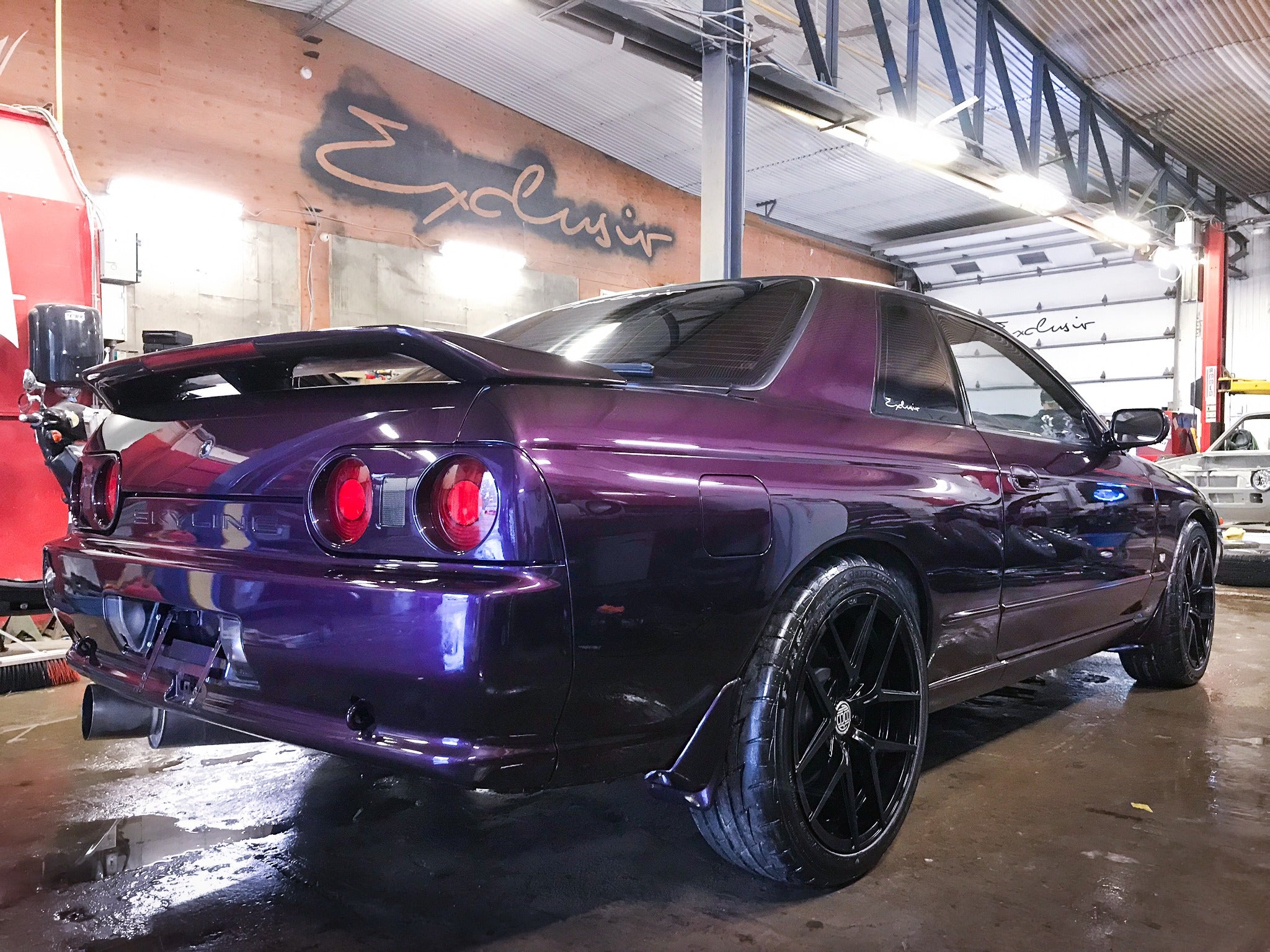NISSAN SKYLINE R32 PURPLE – Exclusivautomotiv